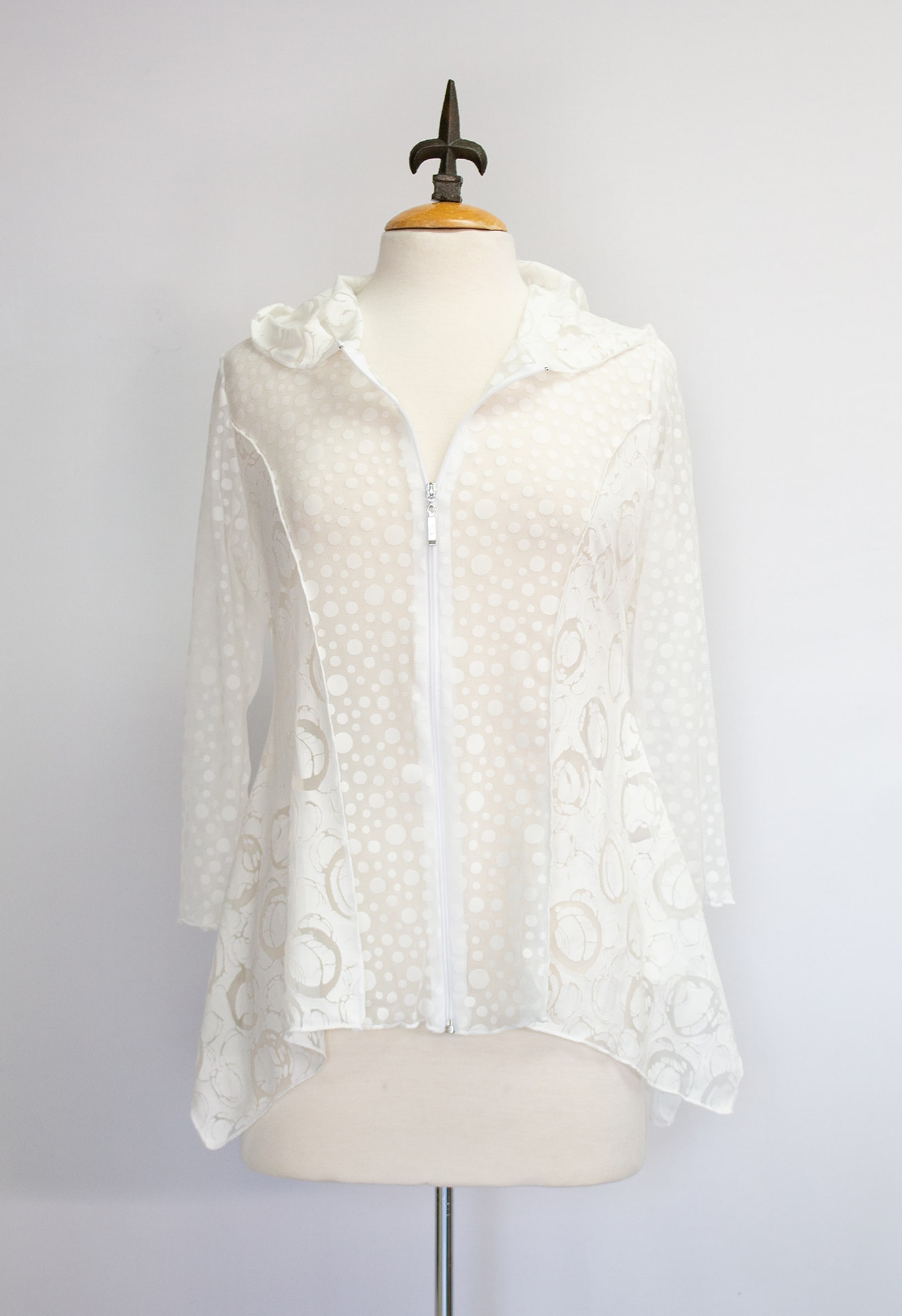 493 white Vine Street Apparel